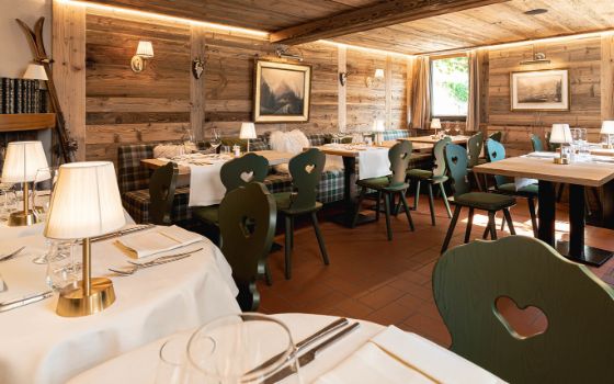 american-express-selects-dining-moments-waldhaus-leukerbad-1