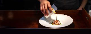 americanexpress-benefits-dining-credit-stageslider
