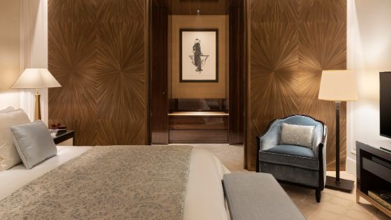 american-express-selects-woodward-geneva