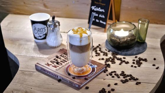 american-express-pop-bros-gstaad