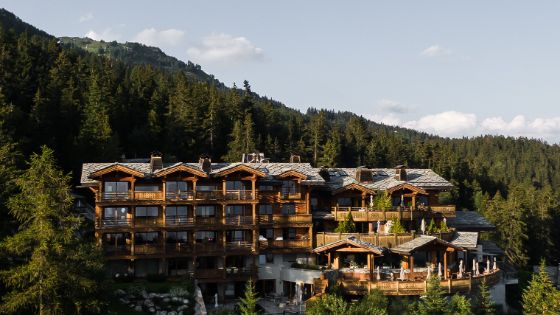 american-express-selects-hotels-lecrans-2