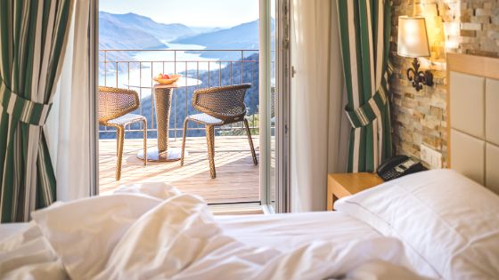 american-express-selects-shopping-hotelcard-2025-2