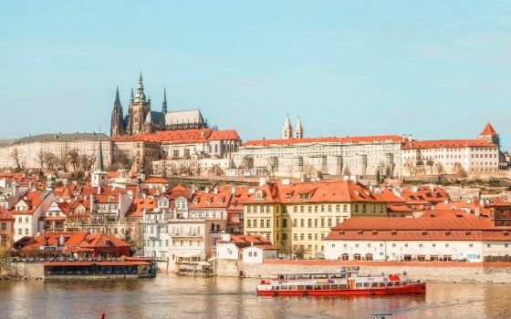 americanexpress-magazin-hidden-places-and-spaces-staedtetrip-europa-prag-stagestatic