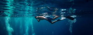 americanexpress-platinum-mood-diver-mediaslider