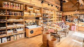 american-express-selects-shopping-jucker-farm-2025-1