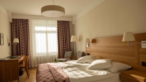 american-express-selects-hotels-winter-special-q1-2026-grand-hotel-waldhaus-sils-1