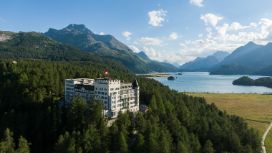 american-express-selects-summer-hotel-waldhaus-teaser-1