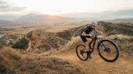 american-express-selects-neue-partner-roc-cycling-aegeri-1