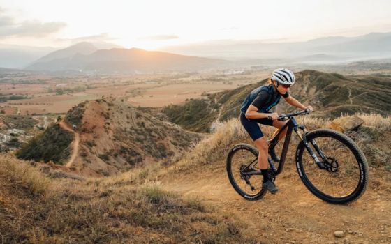 american-express-selects-neue-partner-roc-cycling-aegeri-1