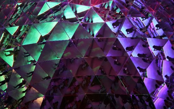 americanexpress-magazin-tirol-sehenswertes-swarovski-kristallwelten-stagestatic