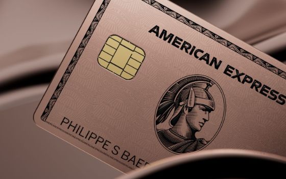 americanexpress-rosegold-teasercard-stagestatic
