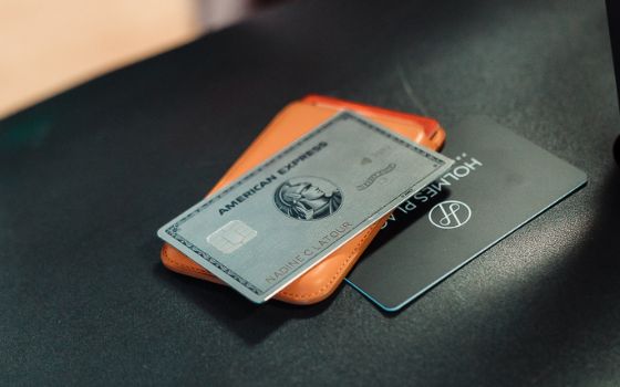 americanexpress-platinum-benefits-holmesplace-cards-stagestatic