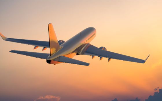 american-express-m-agazin-flugmeilen-flugzeug-stagestatic